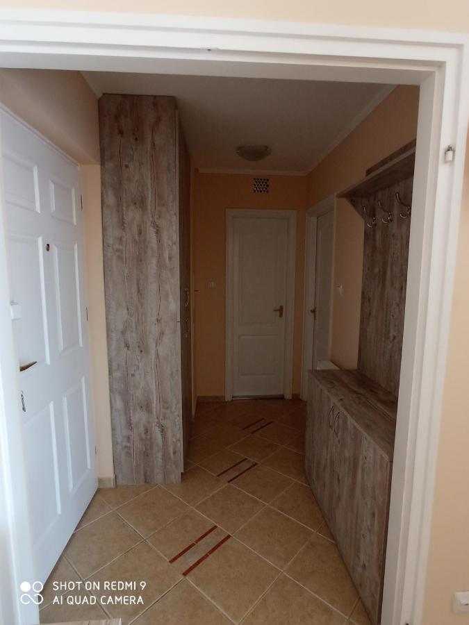 Márta Apartman Hajdúszoboszló Exterior foto